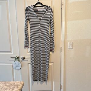 Free People Beach Black and White Long Sleeve Dress. Size Med